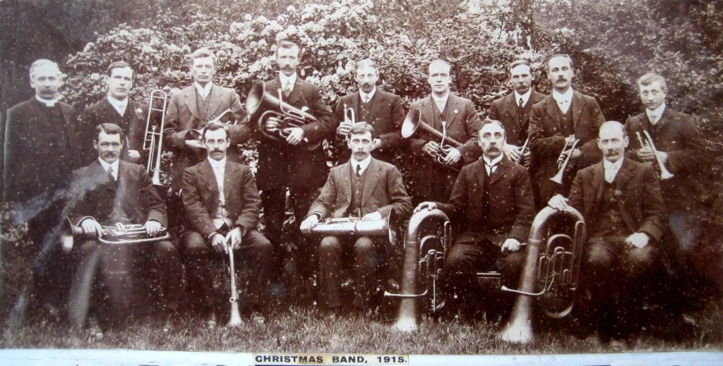 Christmas Band 1915